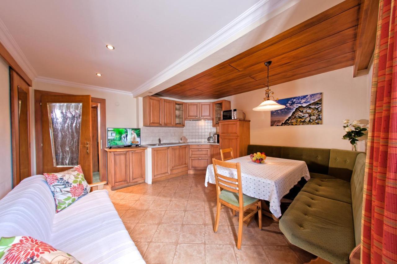 ריד אים אוברינטל Chalet Tschallener מראה חיצוני תמונה