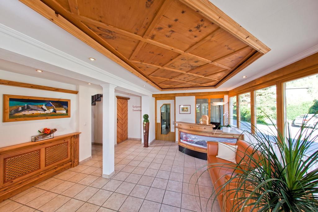 ריד אים אוברינטל Chalet Tschallener מראה חיצוני תמונה